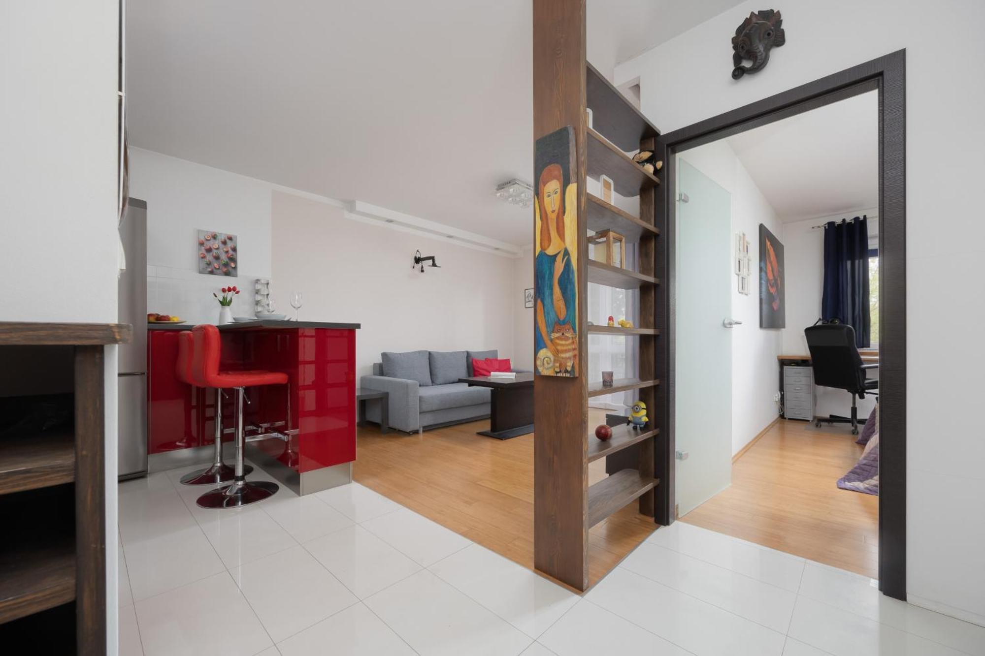 Elegant & Modern With Parking By Renters * Warszawa